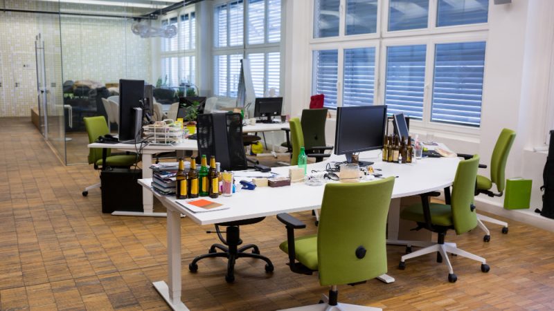Empower Your Work Journey: Choose the Right Rental Workspace